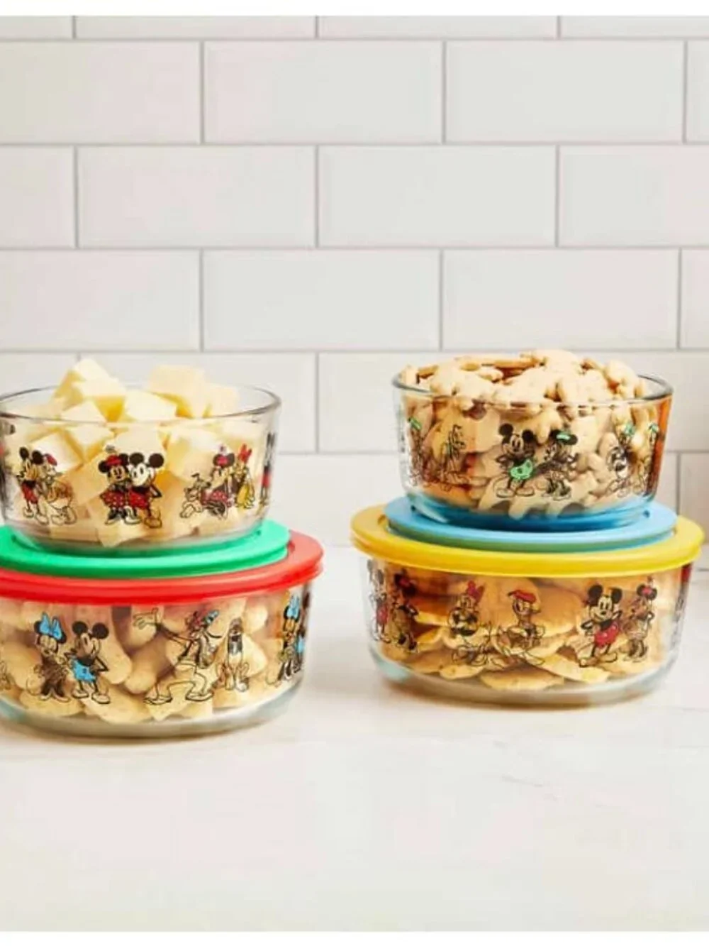 Pyrex piece disney